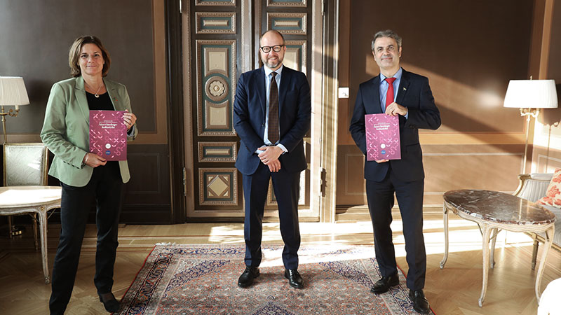 Överlämning av färdplan för fossilfrihet