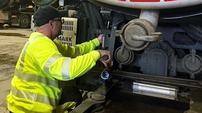 Att sköta fordonen är en hållbarhetsfråga