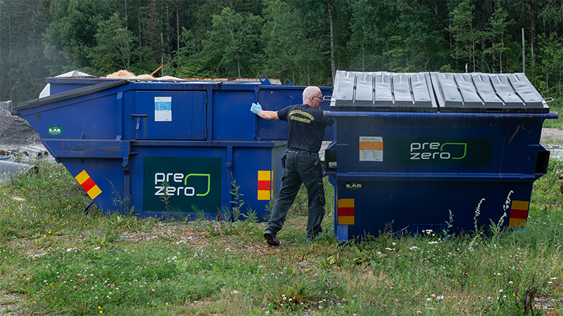 Containrar för avfall