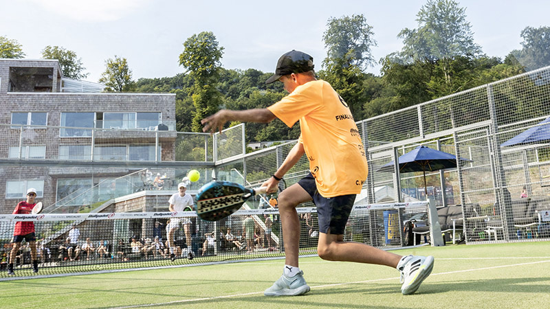 Bullpadel, turnering för ungdomar