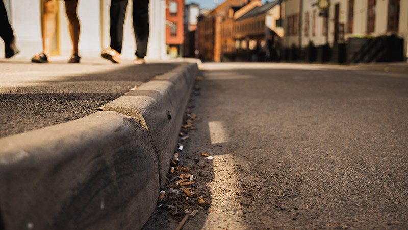 1 300 skräpföremål på en kilometerlång promenad